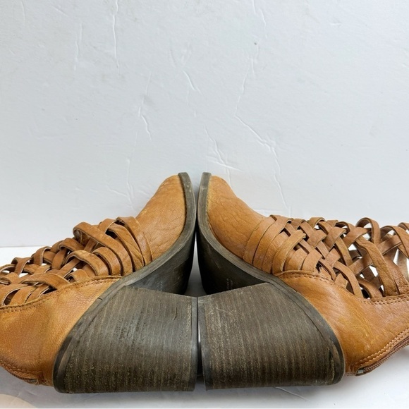 Free People Brown Suede Carrera Ankle Boots Sz 36 Y2K Momcore - Picture 11 of 13